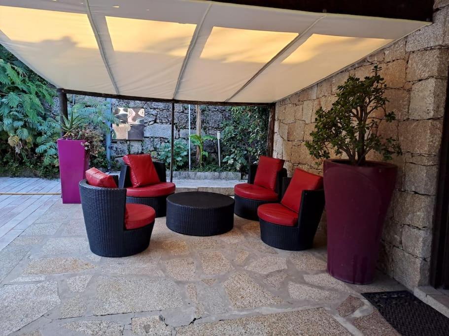 Pool House Au Coeur Du Geres A Rio Caldo Villa Exterior foto